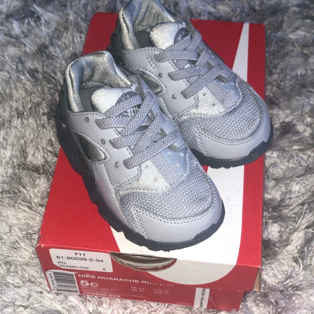 ✨NIKE HUARACHE RUN for the little ones!!✨